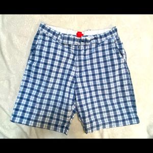 IZOD CLASSIC NAVY & WHITE PLAID CHINO SHORTS, Size 34